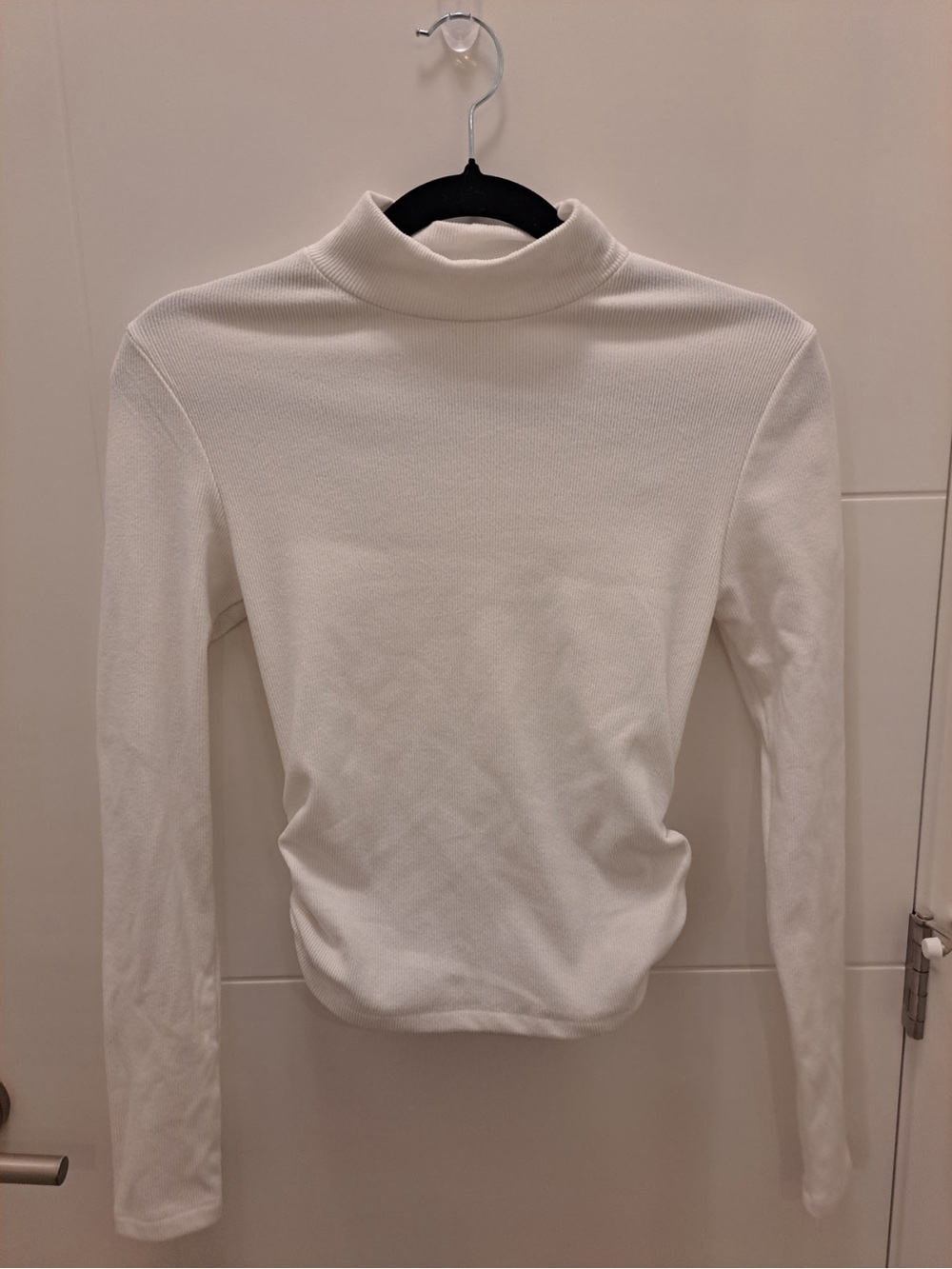 Active USA Ivory Mock Neck Long Sleeve Top Small